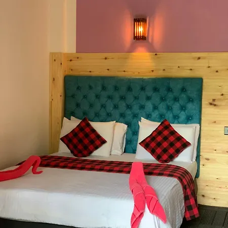 Mc Queen Homestay Ella Exterior photo